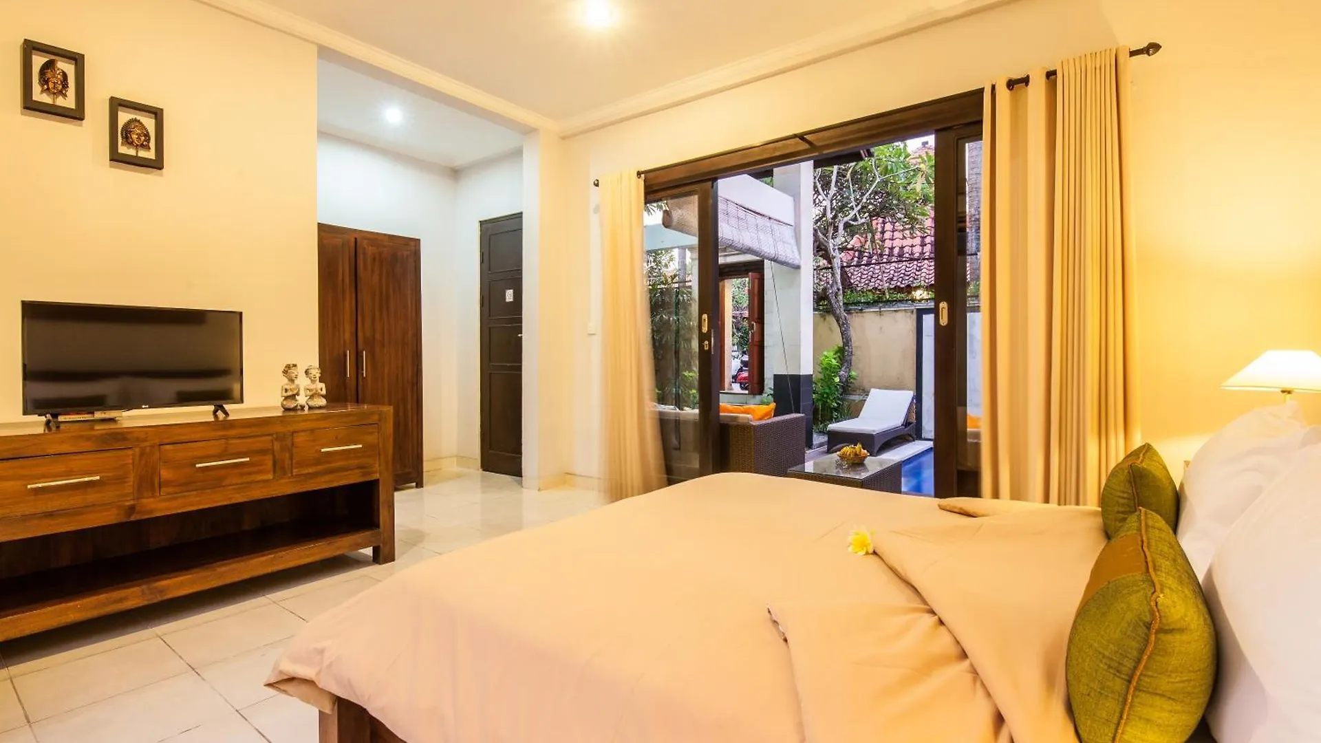 10-Br Private Pool Legian Villa 5-Min Walk To Beach And Shops Seminyak   Seminyak (Bali)