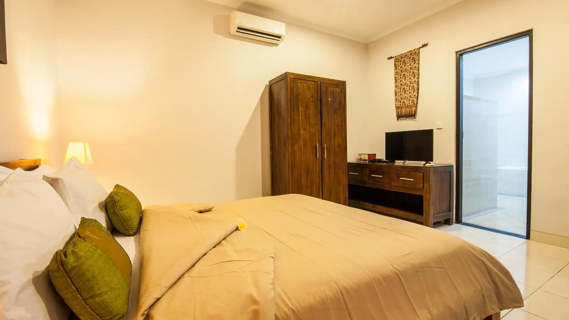10-Br Private Pool Legian Villa 5-Min Walk To Beach And Shops Seminyak  Indonesia