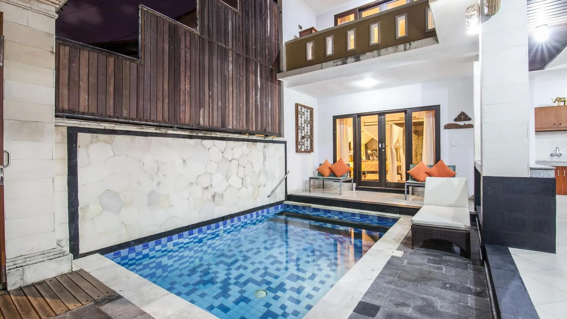 10-Br Private Pool Legian Villa 5-Min Walk To Beach And Shops Seminyak  Seminyak (Bali)